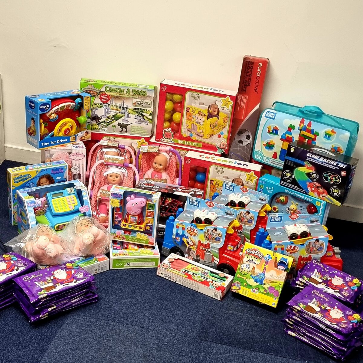 Friends Legal Donates Christmas presents to children for charity